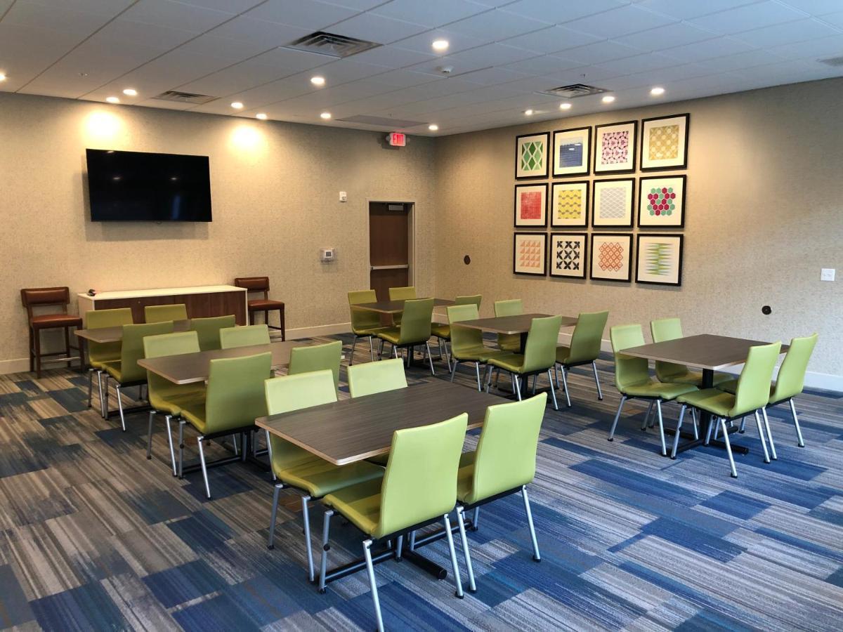 Express & - Madison West - By Ihg Middleton