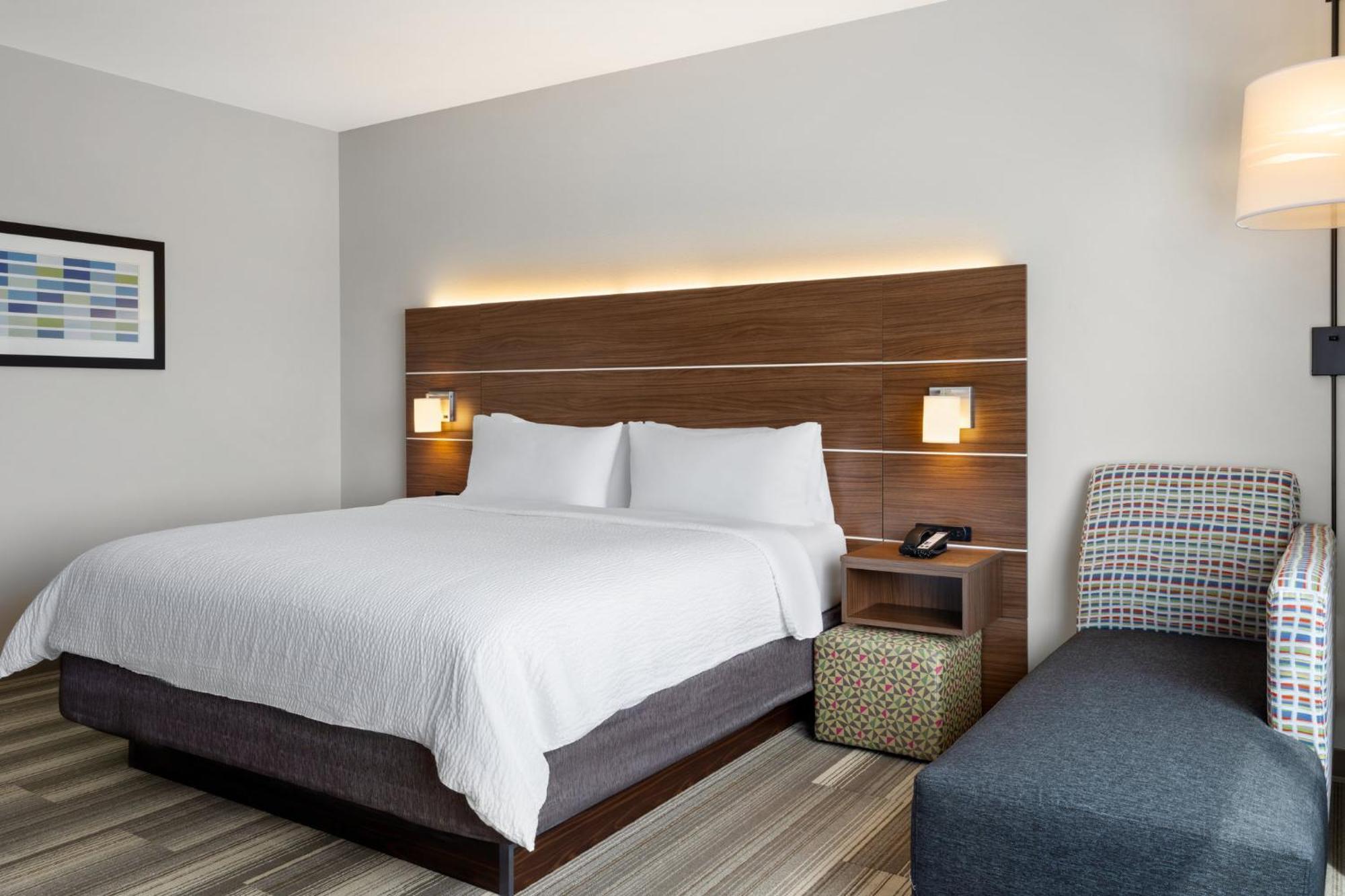 Hotel Express & - Madison West - By Ihg Middleton
