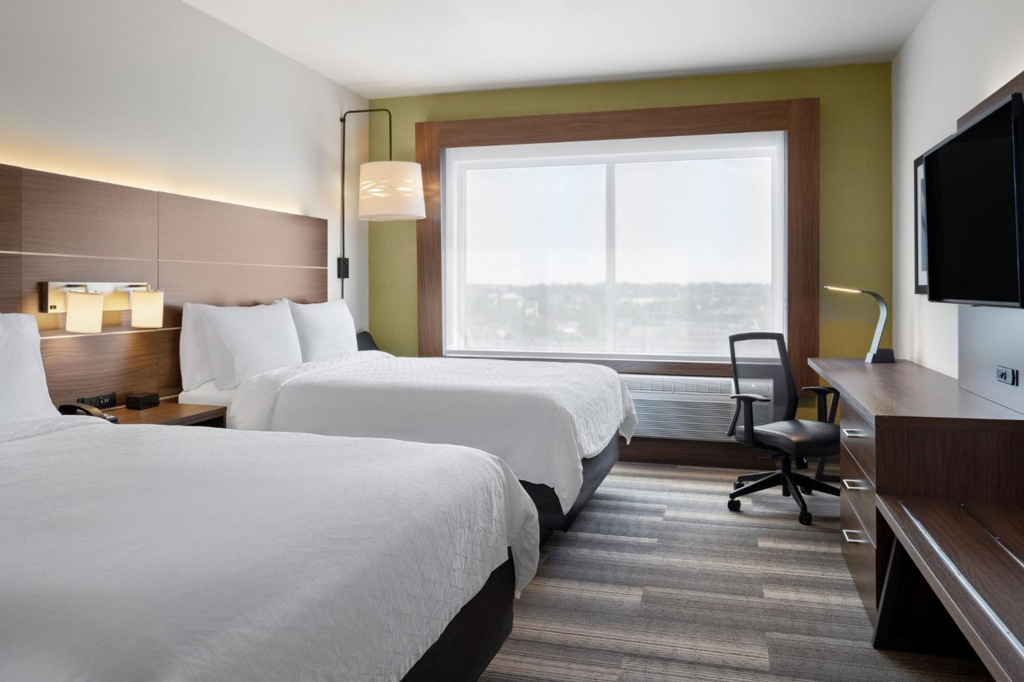 Express & - Madison West - By Ihg Middleton